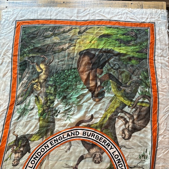 Burberry Cashmere Monkey Scarf. NWT never worn - Picture 2 of 8